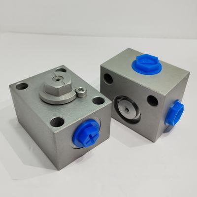 Tekanan tinggi hidraulik Cut-Off Valve lurus Customized Ball Valve 3 cara